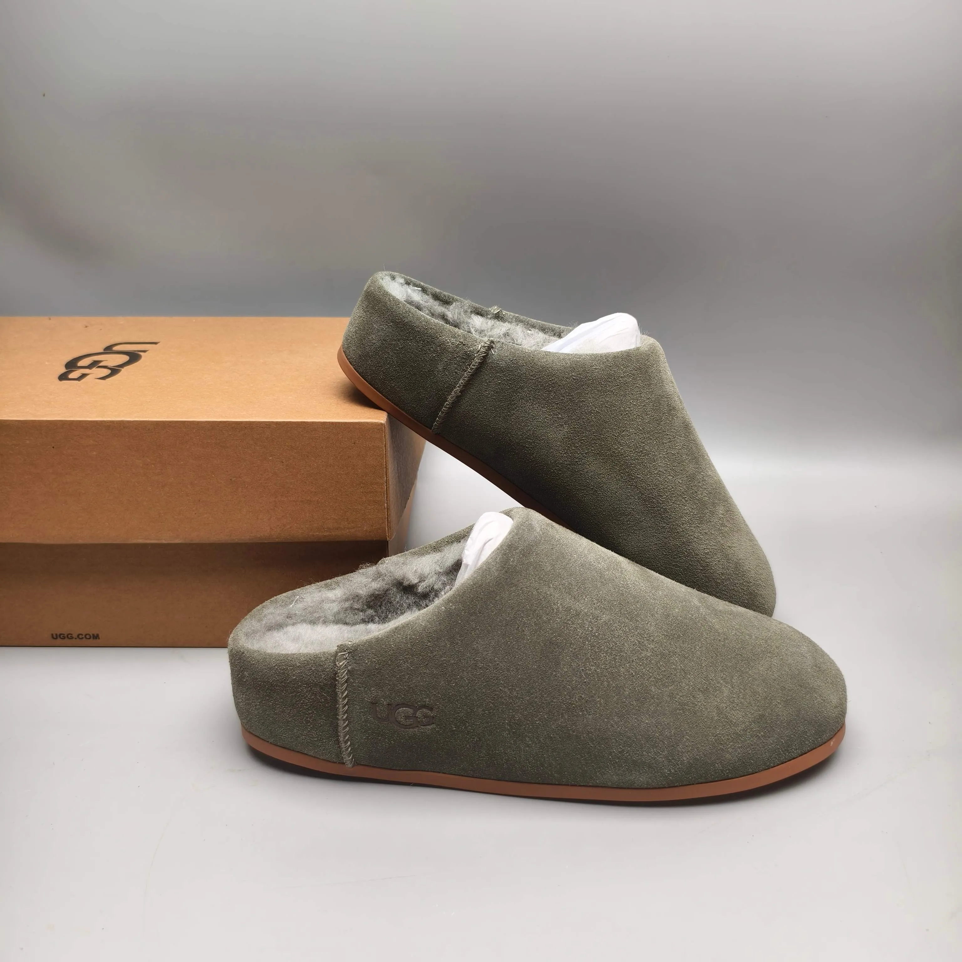 💰440 UGG sheepskin all-in-one snow boots 1390 home slip-on casual shoes Color: Maroon Black Sand Green Matching Size: 35-40